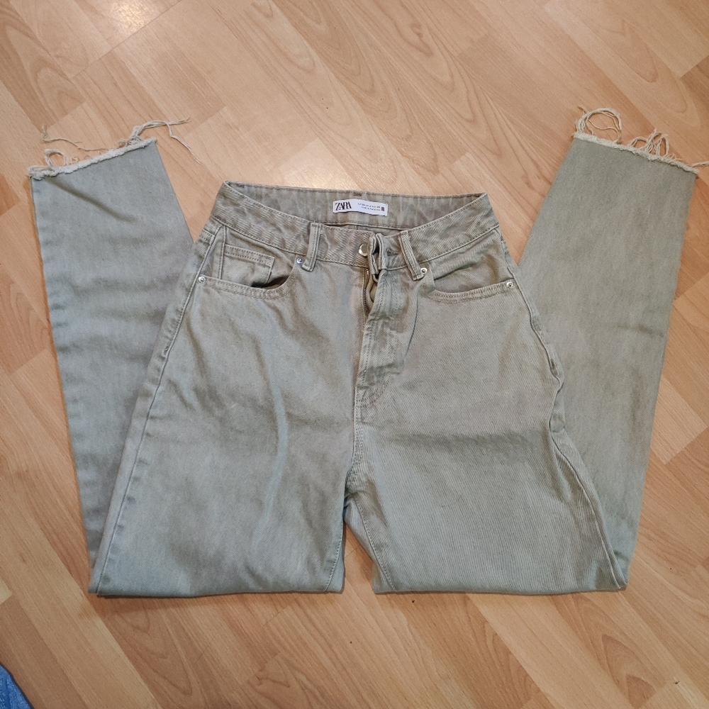 Light Green Zara Mom Jeans
